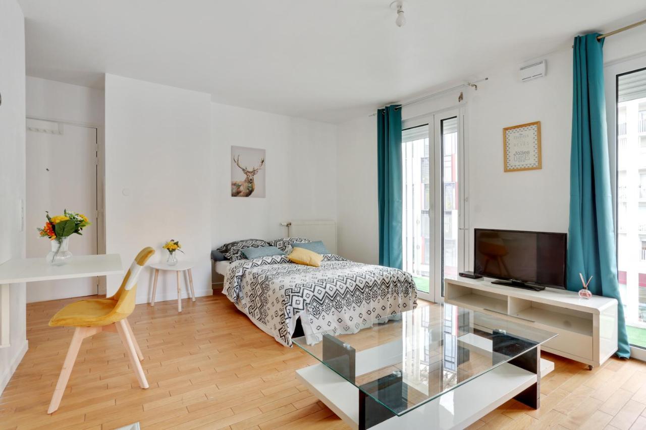 Chic Apart With Parking Near Paris 楠泰尔 外观 照片